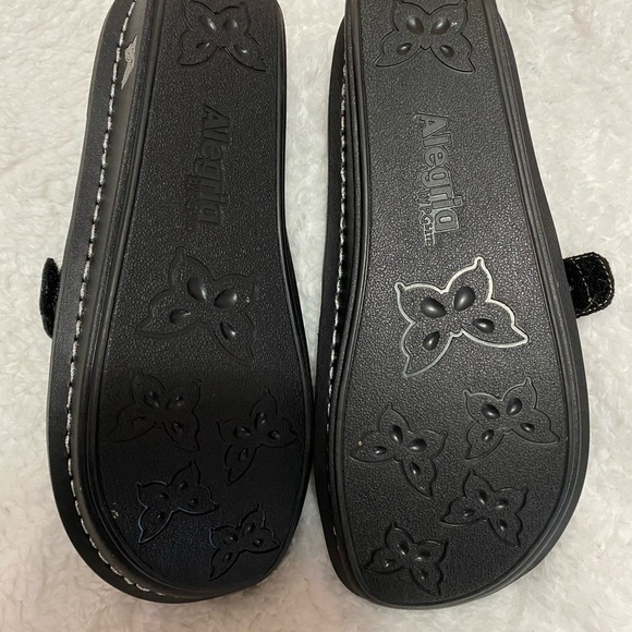 Alegria leather floral Mary Jane shoes - Picture 12 of 12